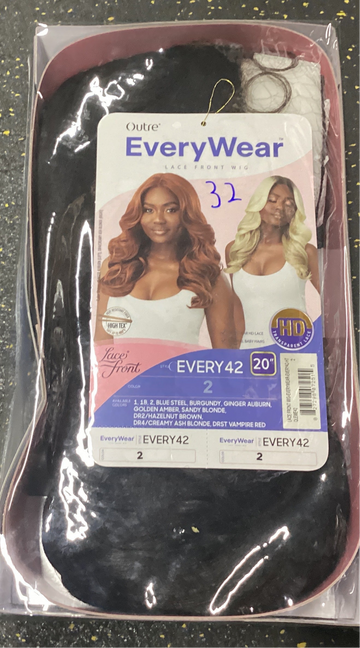 EveryWear Lace Front Wig 20” EVERY42